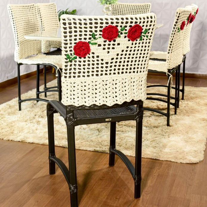 Capa de Encosto de Cadeira de Crochê - Em Promoção - Charme do Detalhe  Decoração de Sala, Quarto, Cozinha e Muito Mais