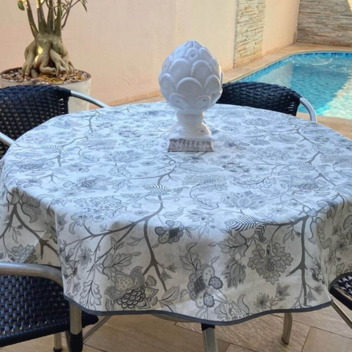 Toalha de Mesa Impermeável Redonda - Várias Estampas