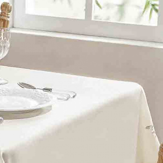 Toalha de Mesa Guga Primavera 2,20m Palha Rosa