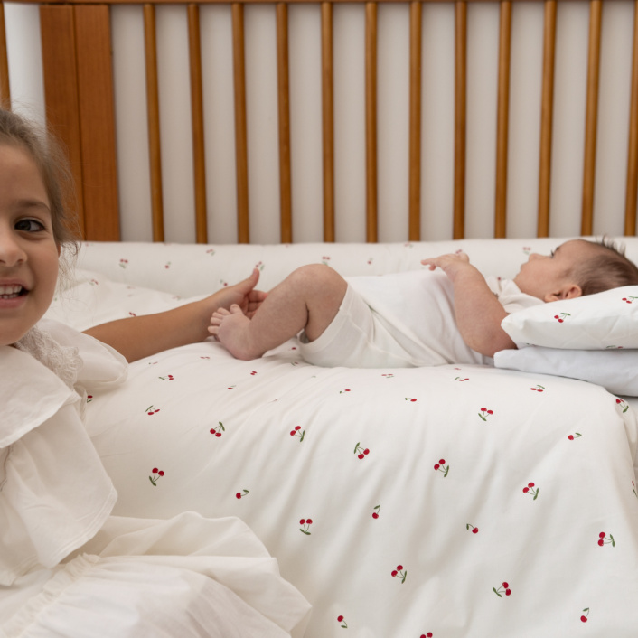 Edredom Berço/Mini Cama (Capa Duvet + Refil) Dupla face percal 200 fios 100% Algodão Cerejinha - Constantini Baby