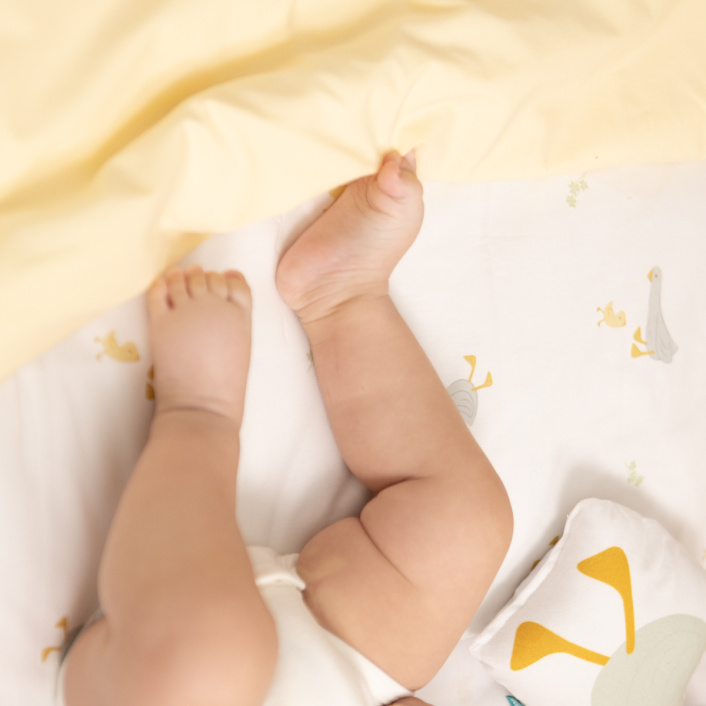 Edredom Berço/Mini Cama (Capa Duvet + Refil) Dupla face percal 200 fios 100% Algodão Patinho - Constantini Baby