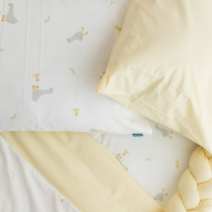 Jogo de Lençol 2 Peças para Berço Americano Percal 200 Fios 100% Algodão Patinho - Constantini Baby