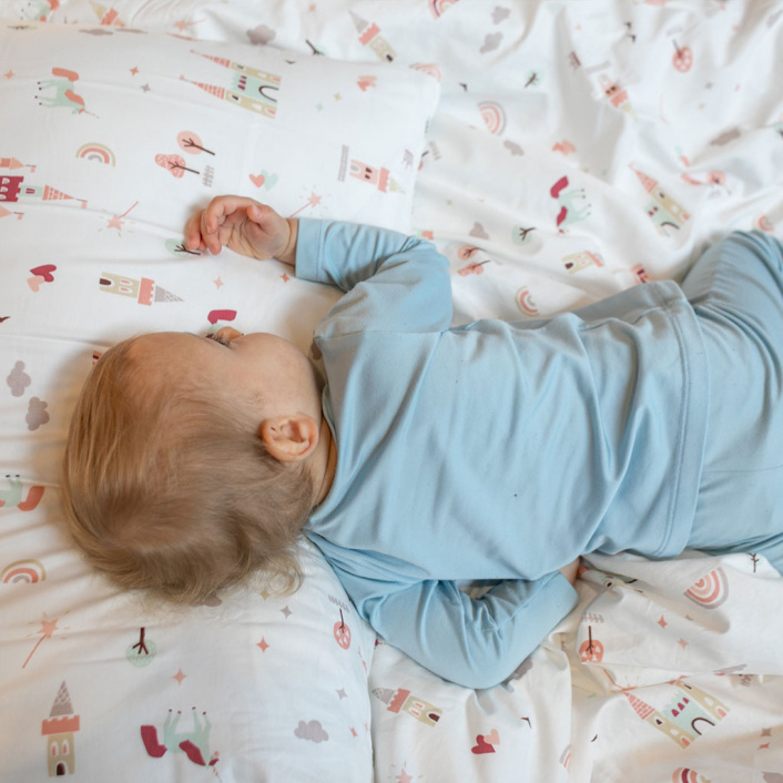 Lençol Avulso com Elástico para Mini Berço 200 Fios Percal 100% Algodão Conto de Fadas - Constantini Baby