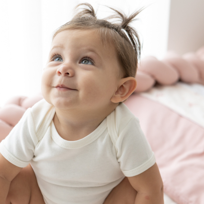 Lençol Avulso com Elástico para Mini Berço 200 Fios Percal 100% Algodão Lacinho Baby - Constantini Baby