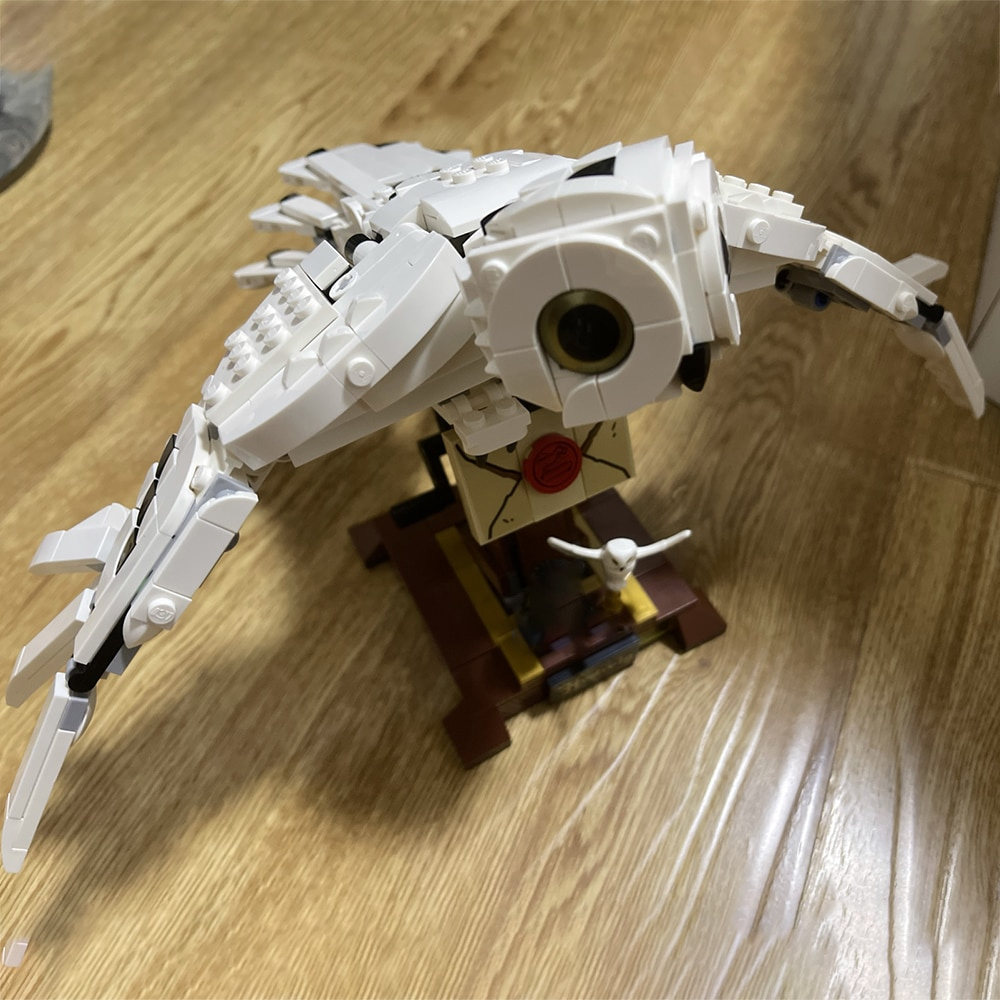 Lego Harry Potter Coruja Hedwig 630 Peças - Desconto no Preço