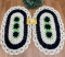 2 Tapetes de Crochê Oval - 3 Flores Preto c/ Bico Crú - Produto Feito a Mão