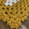 2 Tapetes de Crochê Retangular Colorido Itália Mostarda C/Crú