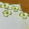 Bandeja de Chá Bordada Floral 35x48cm Trevo