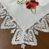 Bandeja Toalhinha Bordada C/Guippir Elegance Branco Flor Vermelha