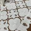 Caminho de Mesa 1.80m Crivo Floral Bordado Flor Branca