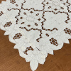 Caminho de Mesa 2.20m Crivo Floral Perola Bordado Bege