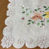 Caminho de Mesa Trilho Bordado Organza Branco C/Florzinha Laranja 90 cm