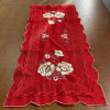 Caminho de Mesa Trilho Bordado Organza Vermelho C/Flor Dourada ll - 90cm