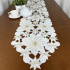 Caminho de Mesa Trilho Bordado Primavera Branco C/Dourado 1,50m