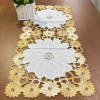 Caminho de Mesa Trilho Bordado Primavera Branco C/Flores Caramelo 90cm