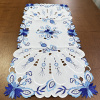 Caminho de Mesa Trilho Bordado Primavera Florzinhas Azuis 90cm
