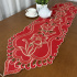 Caminho de Mesa Trilho Bordado Primavera Vermelho C/Dourado 1,80m