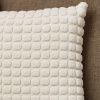 Capa de Almofada Avulsa Pelúcia Alto Relevo Soft Bolinha Off White