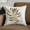 Capa de Almofada Bordada Alto Relevo em Linho Folha Rami C/Bege