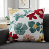 Capa de Almofada Bordada Alto Relevo Flores Vermelha e Verde