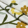 Capa de Almofada Bordada Alto Relevo Florzinha Amarela C/Branco