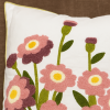 Capa de Almofada Bordada Alto Relevo Florzinhas Rosa