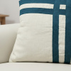 Capa de Almofada em Tear Alto Relevo Cru C/Listras Azul Marinho 45x45cm com Zíper Invisível
