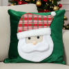 Capa de Almofada em Veludo Verde C/Papai Noel em Alto Relevo 45cm x 45cm