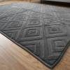 Tapete Tóquio Alto Relevo Geométrico Chumbo com Base Antiderrapante e Toque Macio 1,40m x 2,00m