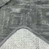 Tapete Tóquio Alto Relevo Geométrico Chumbo com Base Antiderrapante e Toque Macio 1,40m x 2,00m