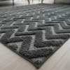 Tapete Atlanta Zig Zag Chumbo Alto Relevo 3D Desenho Geométrico com Base Antiderrapante 1,00m x 1,40m