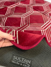 Tapete Soft Geométrico 1,00x1,40m Moderno, Antiderrapante e Macio para Sala ou Quarto VERMELHO I
