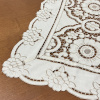Toalha de Chá Crivo Floral Bordado 85x85cm Flor Bege