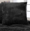 Capa de Almofada Plush Canelada Soft 45cm x 45cm - Preto
