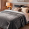 Cobertor Casal Queen King 320 Gramas Extra Macio Veludo Premium 2,20m x2,40m - Titânio