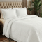 Kit Colcha Percal 300 Fios C/ Babado Casal Padrão Bellini 3 Peças - Branco