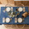 Toalha de Mesa Acetinada Toque Macio em Veludo P/ 6 Cadeiras - Azul