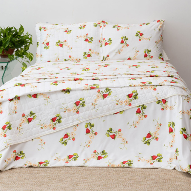 Capa de Edredom (Duvet) Dupla Face 200 Fios King Jazz Estampado Flor de Morango - Marina