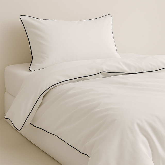 Capa de Edredom (Duvet) Dupla Face com vivo Percal 200 Fios 100% Algodão Liso Casal Colorlife Branco Marina