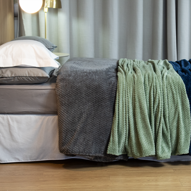 Cobertor Aveludado Com Relevos Manta Soft Touch Flannel Jaquard 2,2 x 2,5m - Cinza