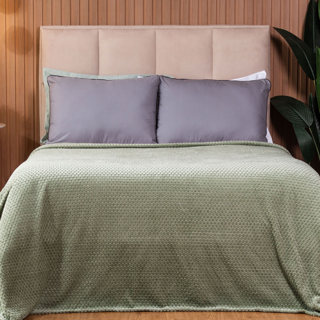 Cobertor Aveludado Com Relevos Manta Soft Touch Flannel Jaquard 2,2 x 2,5m Verde - Marina