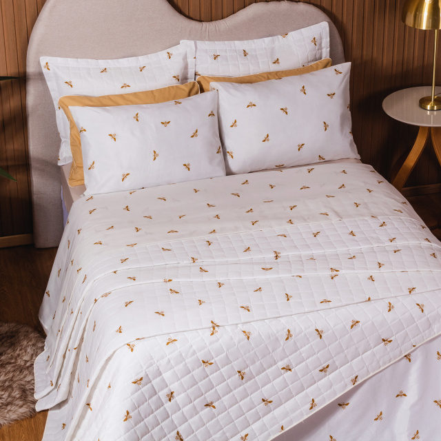 Coordenado 3 Peças Capa Duvet King Percal 150 Fios Algodão (Capa Duvet + Fronha) Coleção Essencialle Abelha - Marina
