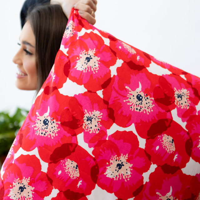 Coordenado 7 Peças King 200 Fios (Cobre Leito + Jogo de lençol) Jazz Estampado Maxi Floral Pink - Marina