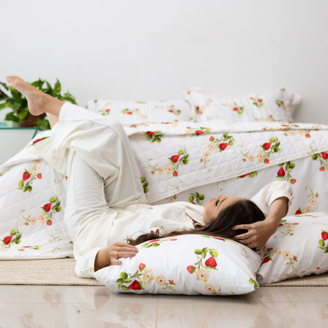 Jogo de lençol 200 Fios Queen 4 peças Jazz Estampado Flor de Morango - Marina