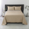 Kit Colcha Cobre Leito 200 fios King 3 Peças Bella Babado Bege