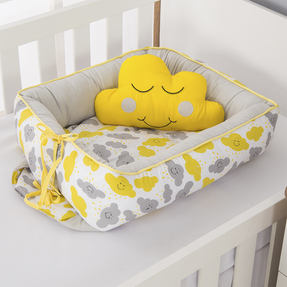 Ninho Para Bebê Redutor De Berco 02 Peças 70cm x 50cm 100% Algodão Menina  Nuvem - Amarelo