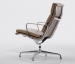 Cadeira Eames Soft EA 215