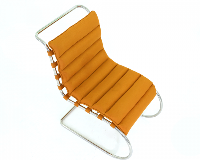 Cadeira MR -Cromada/Camurça Laranja  (sem braços)