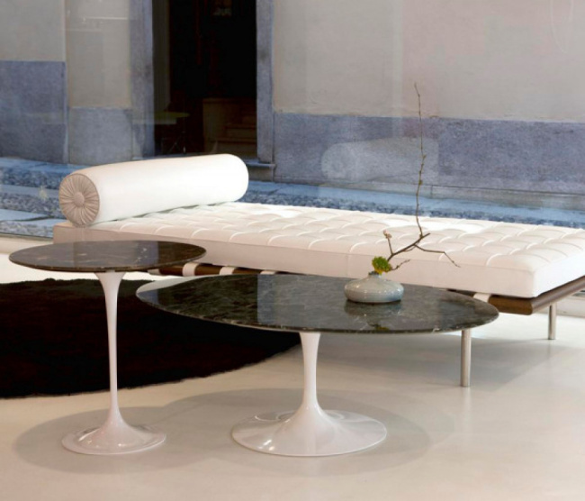 Mesa Saarinen Lateral - Base Branca