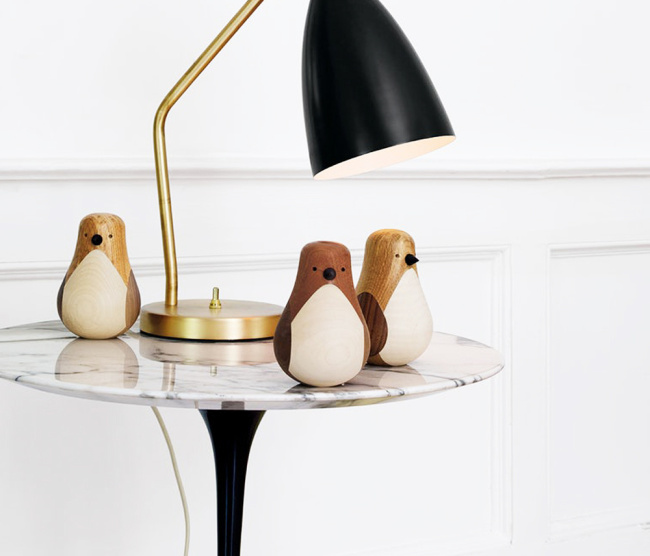 Mesa Saarinen Lateral - Base Preta